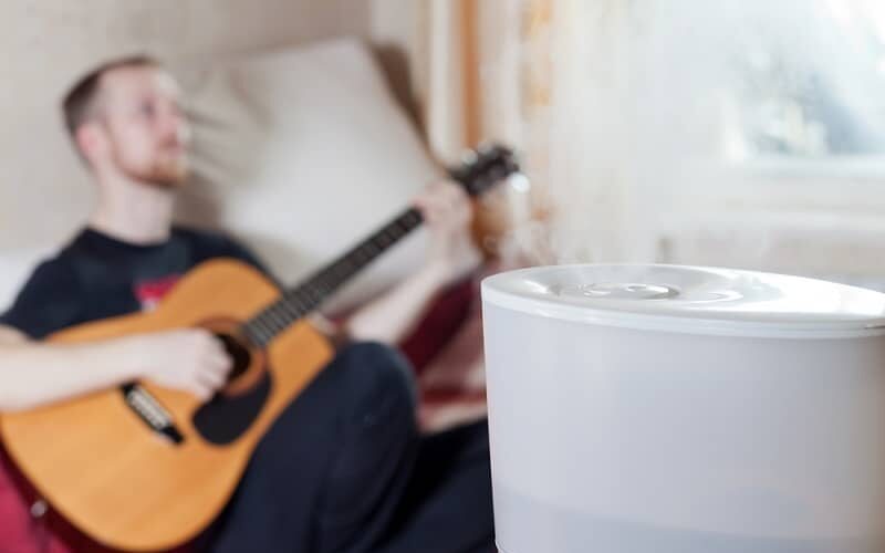 Room humidifier for acoustic guitars
