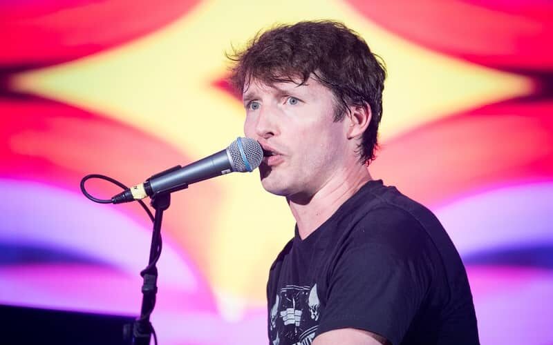 James Blunt Pays Musical Tribute To Fisher
