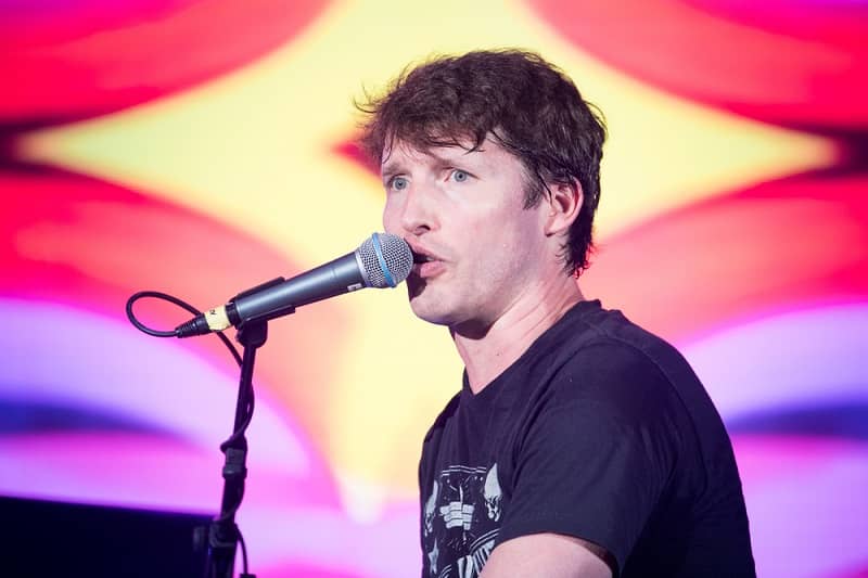 James Blunt Pays Musical Tribute To Fisher