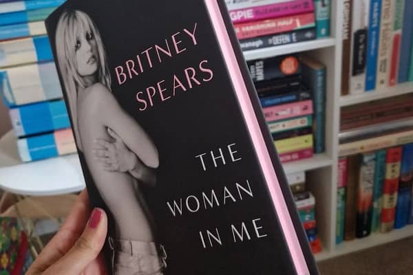 A Reader Holding Britney's Recent Memoir